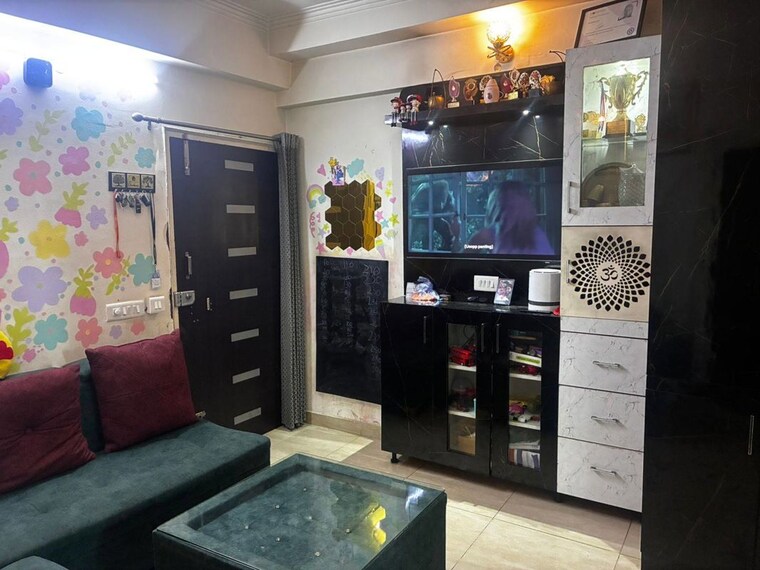  Parking, gaur-city-2-14th-avenue 1 Bedroom 530 Sq.Ft. Apartment In Sector 16c Greater Noida Greater Noida 10311838