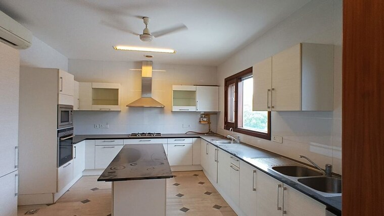 Kitchen, chanakyapuri 4 Bedroom 750 Sq.Yd. Builder Floor In Chanakyapuri Delhi 10311839
