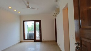 Room in 4 BHK Builder Floor at Chanakyapuri – for Rent