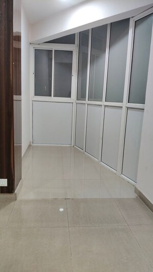 Building Lobby in 3 BHK Apartment at Gaur City 2 - 11th Avenue, Sector 16c Greater Noida – for Rent