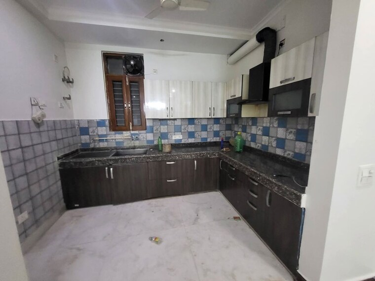 Kitchen, sector 9 2 Bedroom 160 Sq.Yd. Builder Floor In Sector 9 Gurgaon 10311894