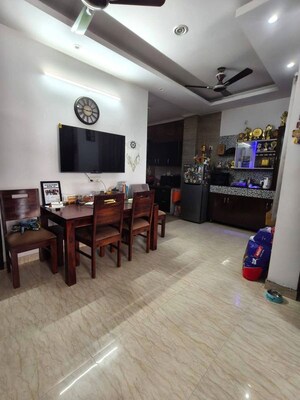 Parking in 3 BHK Builder Floor at Sector 9a – for Rent
