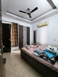 3 BHK Builder Floor For Rent in Sector 9A