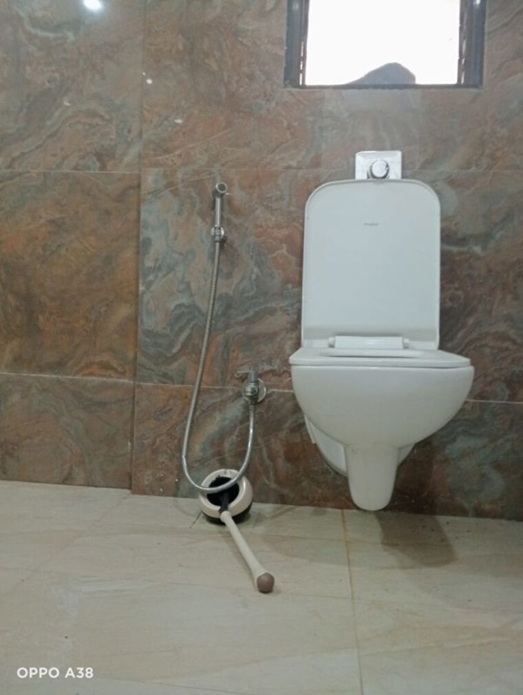 Bathroom, juhu 4 Bedroom 2600 Sq.Ft. Apartment In Juhu Mumbai 10311925