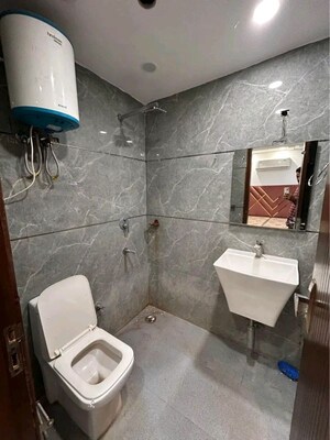 Bathroom in 2 BHK Apartment at Palm Residency Chhatarpur, Chattarpur – for Rent