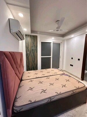 Bedroom in 2 BHK Apartment at Palm Residency Chhatarpur, Chattarpur – for Rent