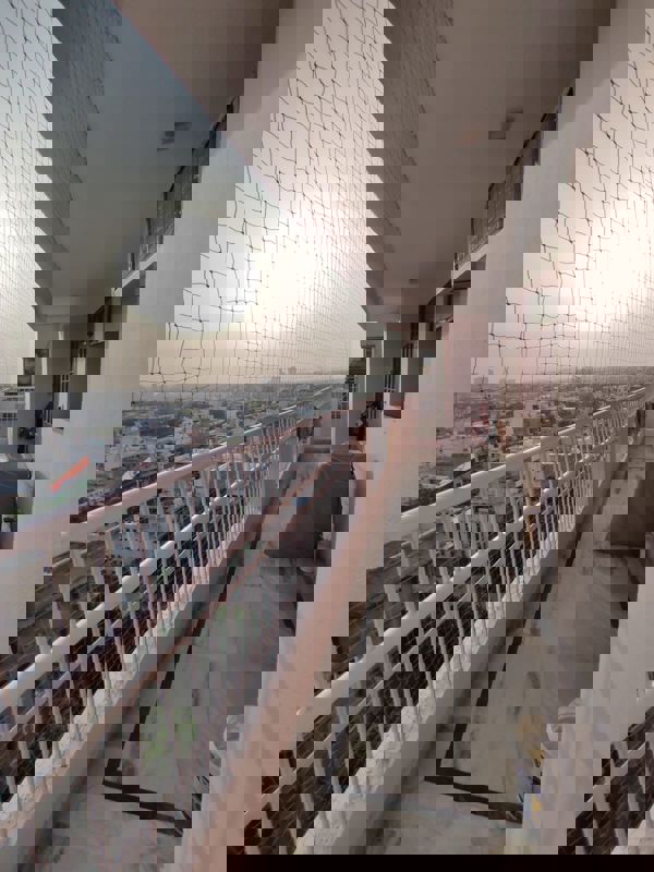 4 BHK 2400 Sq.Ft. Apartment in Apex Apartments