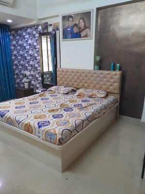 Bedroom in 2 BHK Apartment at Dahisar East – for Sale