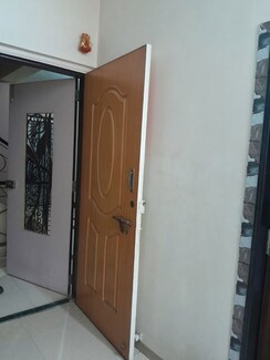 2 BHK + Study Room Apartment For Sale in Dahisar East