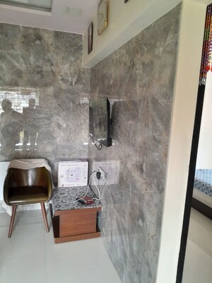 Furnished Amenities in 1 BHK Apartment at Aakanksha CHS, Borivali East – for Rent