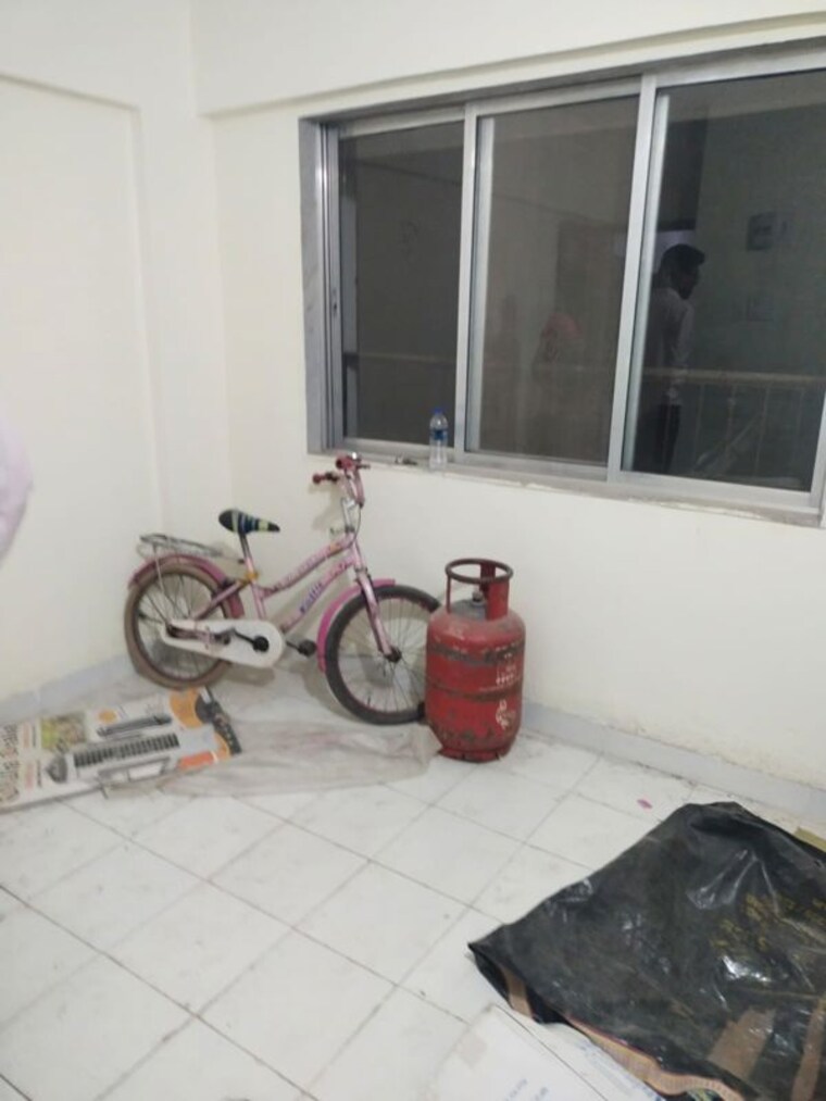 Living Room, kurla west 1 Bedroom 250 Sq.Ft. Apartment In Kurla West Mumbai 10311971