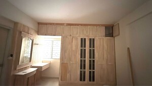 Furnished Amenities in 2 BHK Apartment at Sri Sai Sarovar, Kr Puram – for Rent