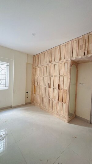 Room in 2 BHK Apartment at Sri Sai Sarovar, Kr Puram – for Rent