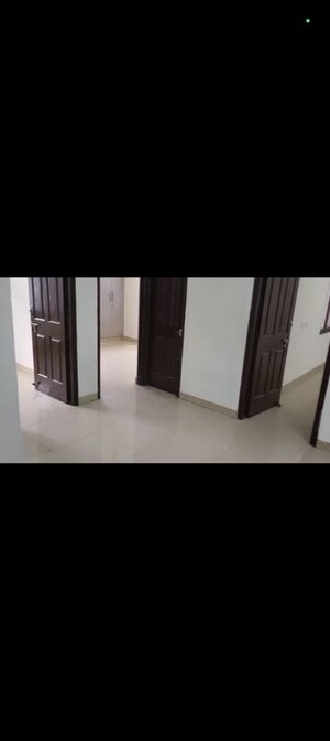 Room in 4 BHK Apartment at Vasu Fortune Residency Phase II, Raj Nagar Extension – for Sale