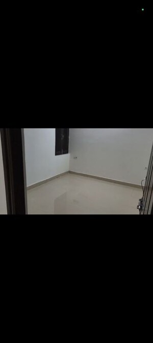 Room in 4 BHK Apartment at Vasu Fortune Residency Phase II, Raj Nagar Extension – for Sale