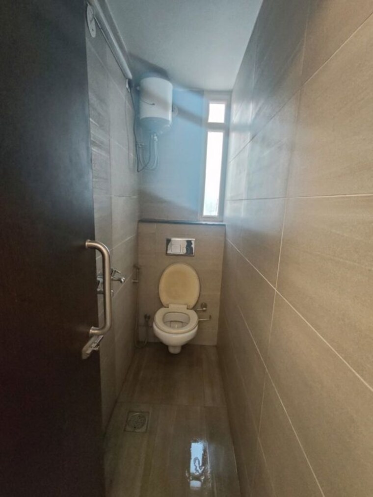 Bathroom, saket 2 Bedroom 900 Sq.Ft. Builder Floor In Saket Delhi 10312017