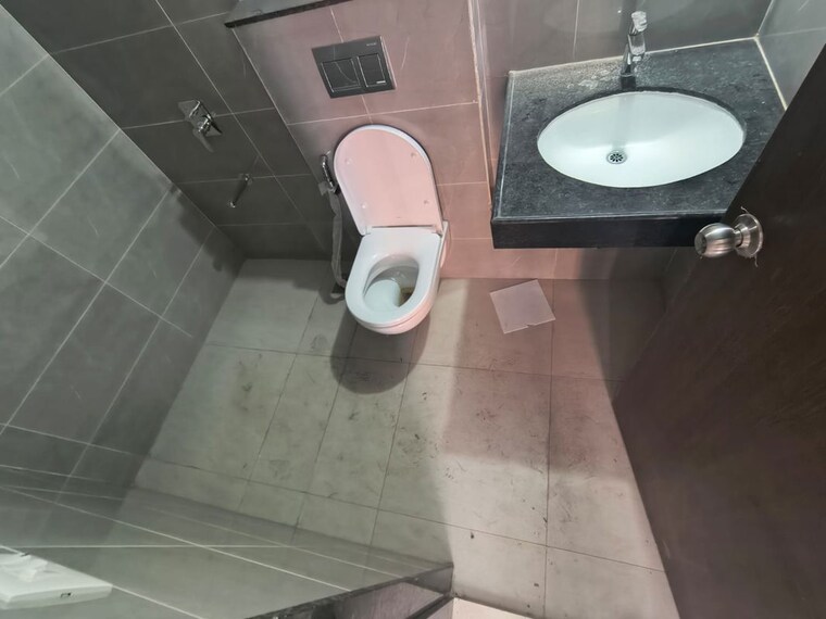 Bathroom, shapoorji-pallonji-sensorium 2 Bedroom 890 Sq.Ft. Apartment In Hinjewadi Pune 10312041