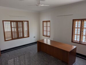 Room in 5 BHK Independent House at Ganesh Krupa Sadhashiv Nagar, Sadashiva Nagar – for Rent