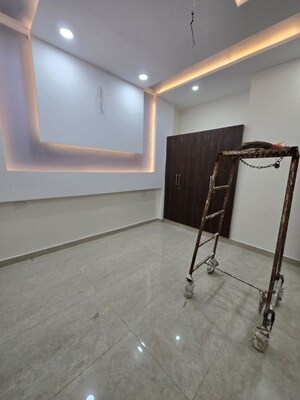 Room in 2.5 BHK Independent House at Manas City Extension, Indira Nagar – for Rent
