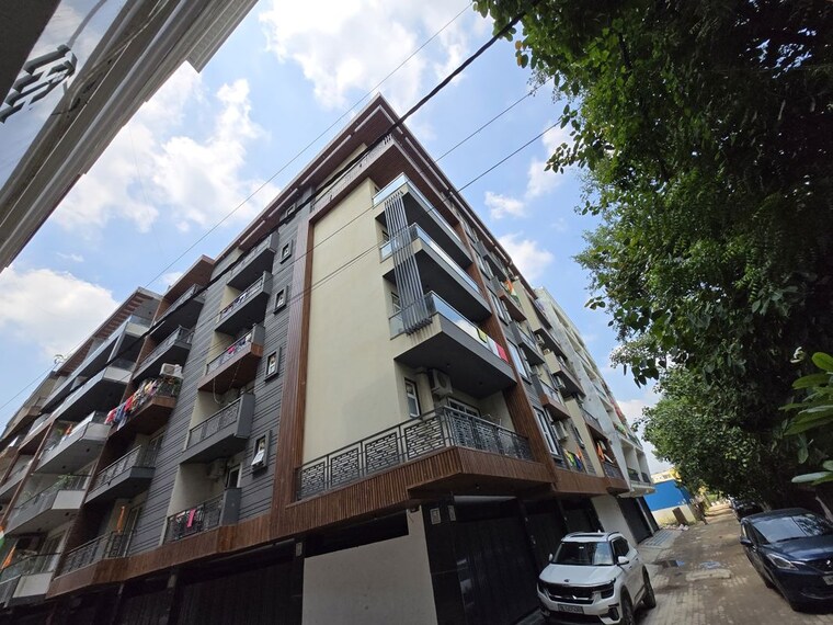 Exterior View, chattarpur 3 Bedroom 1600 Sq.Ft. Apartment In Chattarpur Delhi 10312060