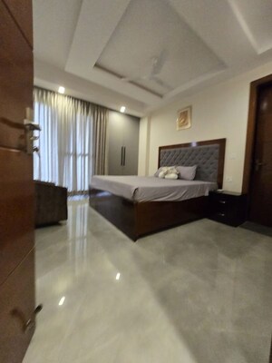 Living Room in 3 BHK Apartment at Chattarpur – for Rent