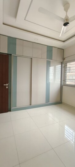 3 BHK + Pooja Room Apartment For Rent in Century Breeze