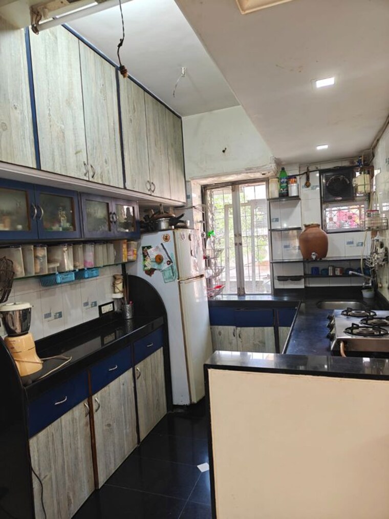 Kitchen, nahar-amrit-shakti 3 Bedroom 900 Sq.Ft. Apartment In Chandivali Mumbai 10312116