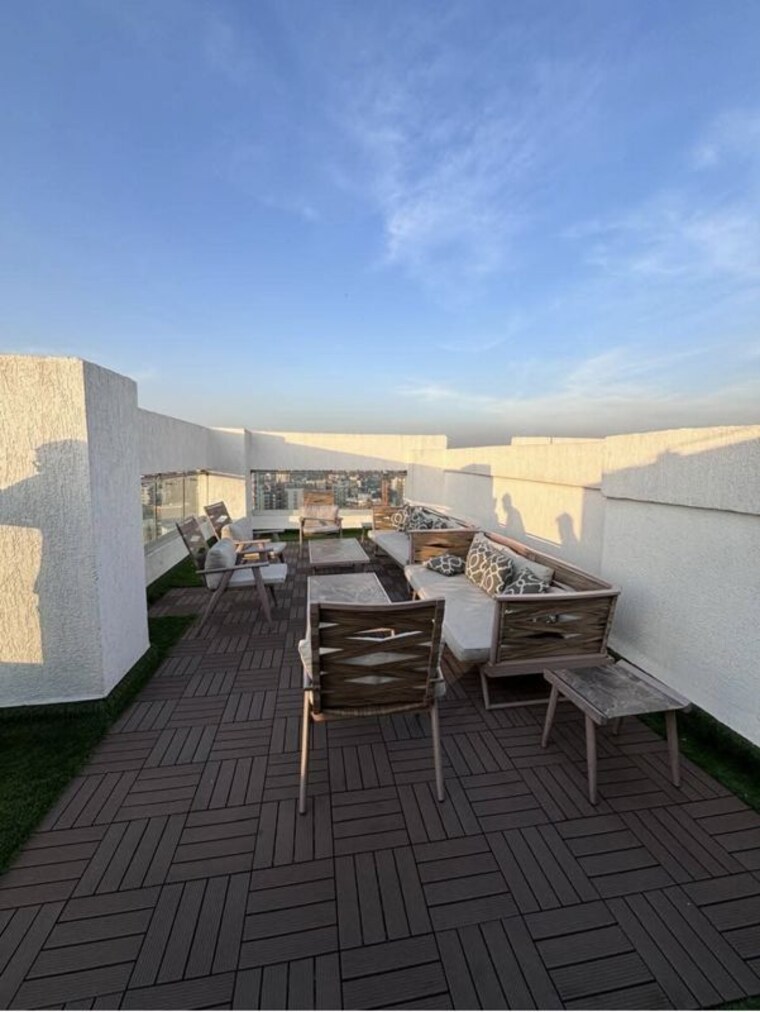 Team Area, jp-eminence 1 Bedroom 408 Sq.Ft. Apartment In Andheri West Mumbai 10312130