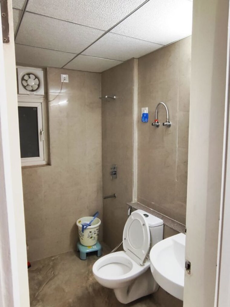 Bathroom, eldeco-live-by-the-greens 3 Bedroom 1404 Sq.Ft. Apartment In Sector 150 Noida 10312135