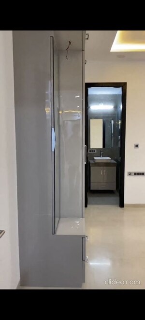 Building Lobby in 3 BHK Apartment at Oberoi Eternia, Mulund West – for Rent