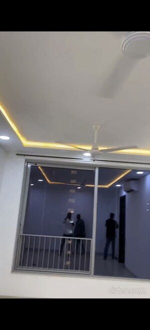 Furnished Amenities in 3 BHK Apartment at Oberoi Eternia, Mulund West – for Rent