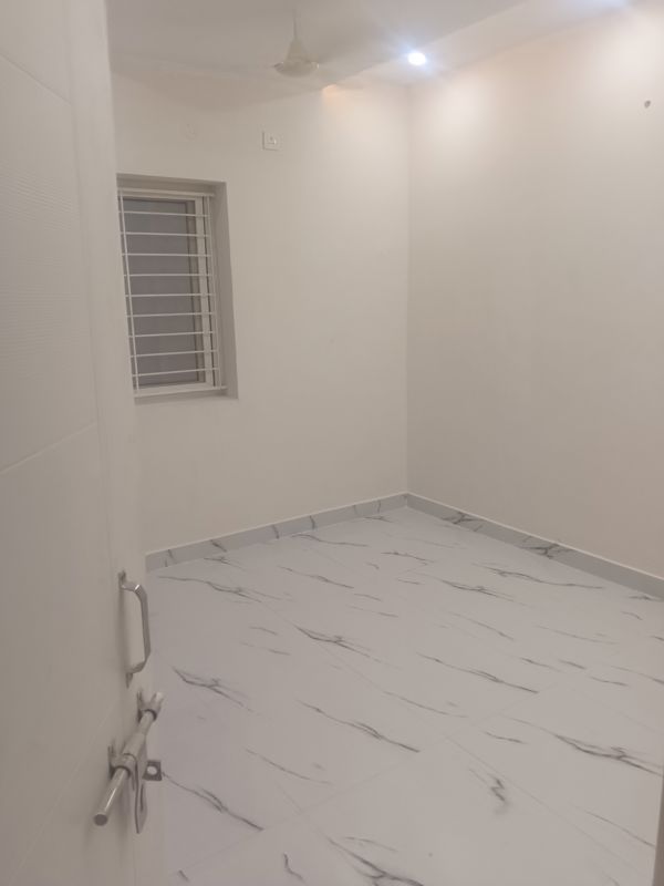 2 BHK + Pooja Room Apartment For Rent in Manikonda