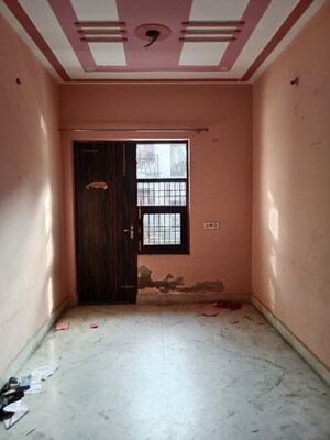 Room in 1 BHK Independent House at Ansals Sushant City – for Rent