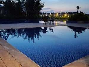 Swimming Pool in 2 BHK Apartment at Prestige Lakeside Habitat, Varthur – for Sale