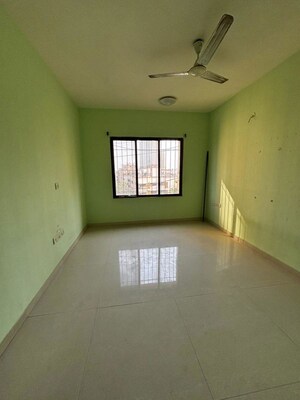 2 BHK Apartment For Rent in Lalani Grandeur, Goregaon East