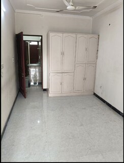 3 BHK Apartment For Rent in Arun Vihar Sector 37