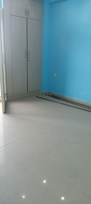 Room in 3.5 BHK Apartment at Gardenia Glory, Sector 46 – for Sale