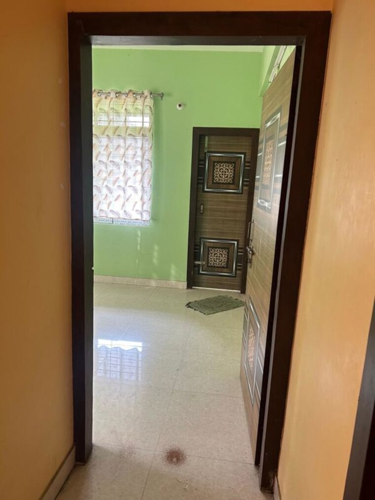 Room, beltola tiniali bus stop 3 Bedroom 1300 Sq.Ft. Builder Floor In Beltola Tiniali Bus Stop Guwahati 10312288