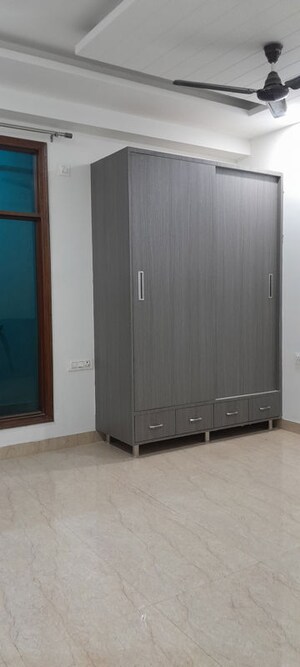 Room in 2 BHK Builder Floor at Dharam Colony – for Sale