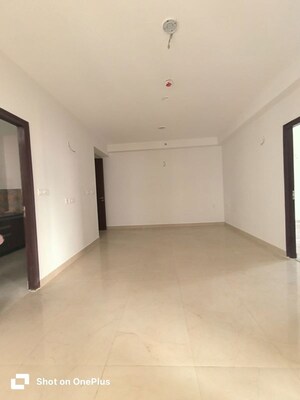 Room in 2 BHK Apartment at Hero Homes Gurgaon, Sector 104 – for Rent