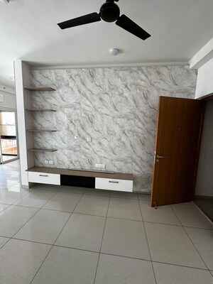 2 BHK Apartment For Rent in Sobha Dream Gardens, Thanisandra Main Road