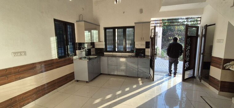 Kitchen, windsor-court-dehradun 3 Bedroom 500 Sq.Ft. Independent House In Govind Vihar Dehradun 10304205