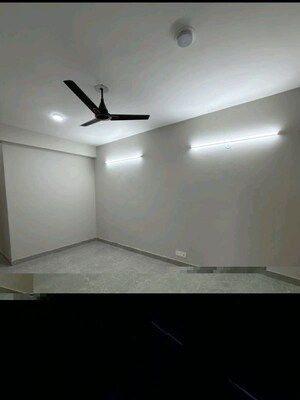  Shop For Rent in Sector 12 Dwarka