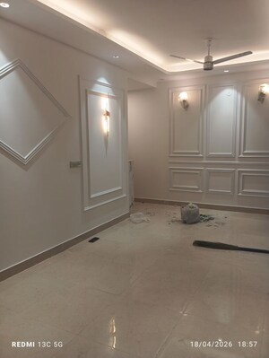 Bathroom in 2 BHK Apartment at Signature Global Prime Phase 2, Sector 63a – for Rent