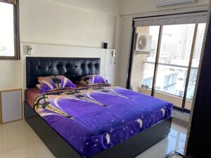 2 BHK Apartment For Sale in Royal Oasis, Malad West