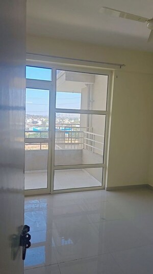 Room in 2 BHK Apartment at Pyramid Fusion Homes, Sector 70a – for Sale