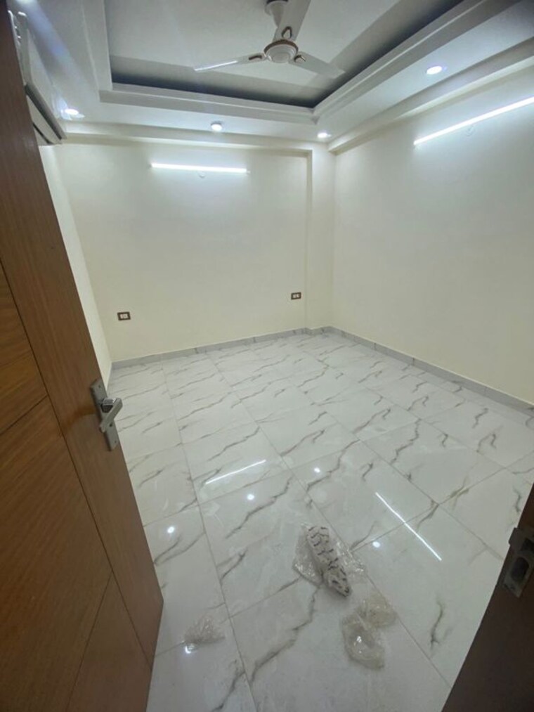 Kitchen, mayur vihar 1 3 Bedroom 1000 Sq.Ft. Builder Floor In Mayur Vihar 1 Delhi 10312367