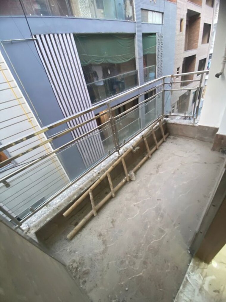 Balcony, mayur vihar 1 3 Bedroom 1000 Sq.Ft. Builder Floor In Mayur Vihar 1 Delhi 10312367