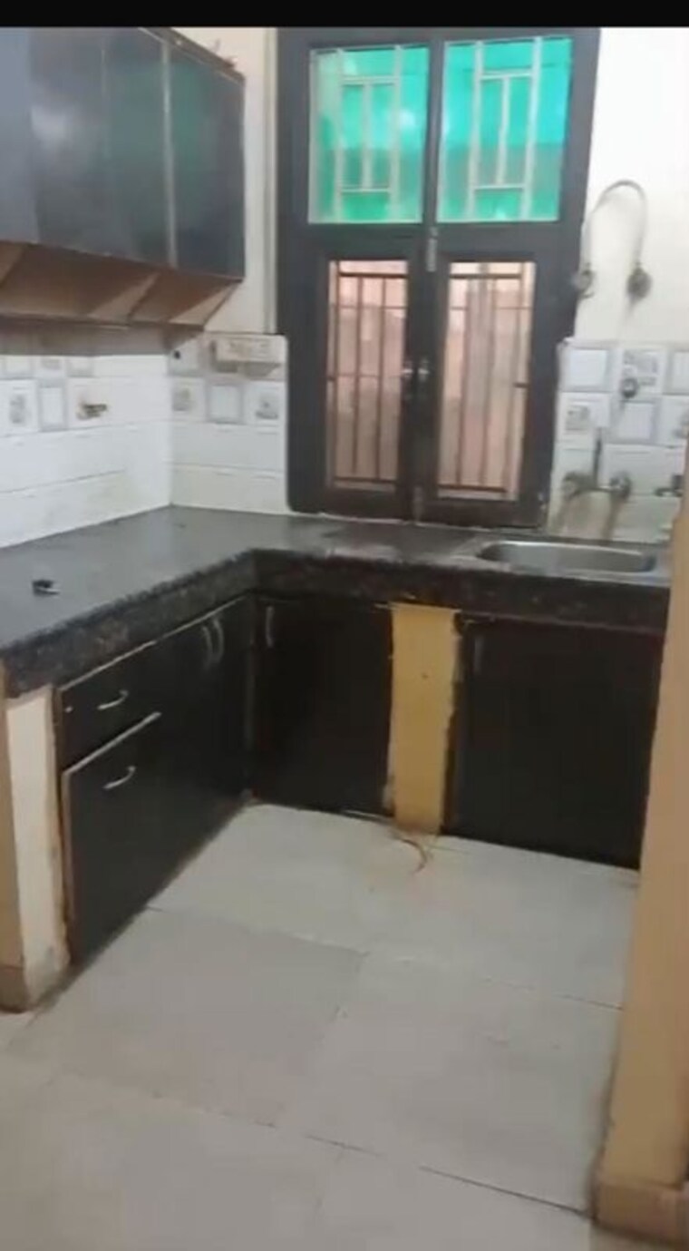 Kitchen, sector 2a vasundhara 1 Bedroom 400 Sq.Ft. Builder Floor In Sector 2a Vasundhara Ghaziabad 10312375