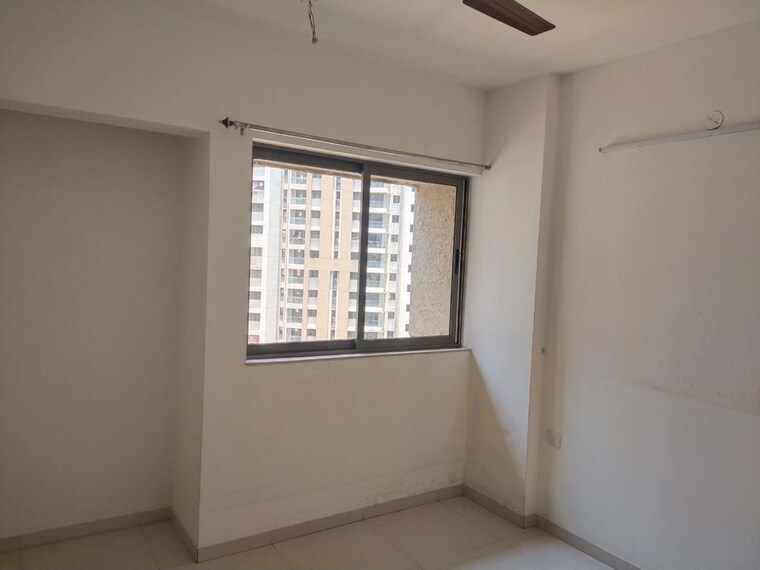 Room, lodha-splendora 2.5 Bedroom 871 Sq.Ft. Apartment In Ghodbunder Road Thane 10312370